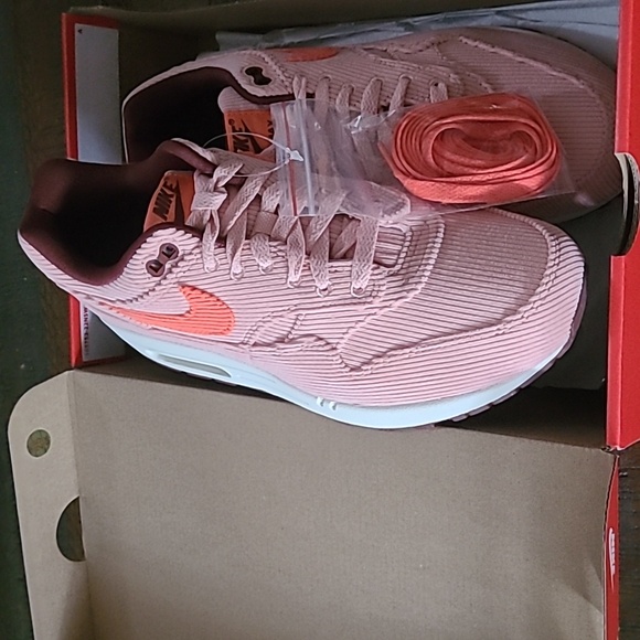 NIB: Nike Air Max 1 PRM 8M(9.5W) Coral Stardust/Oxen Brown/Sail/Bright Coral - Picture 11 of 11